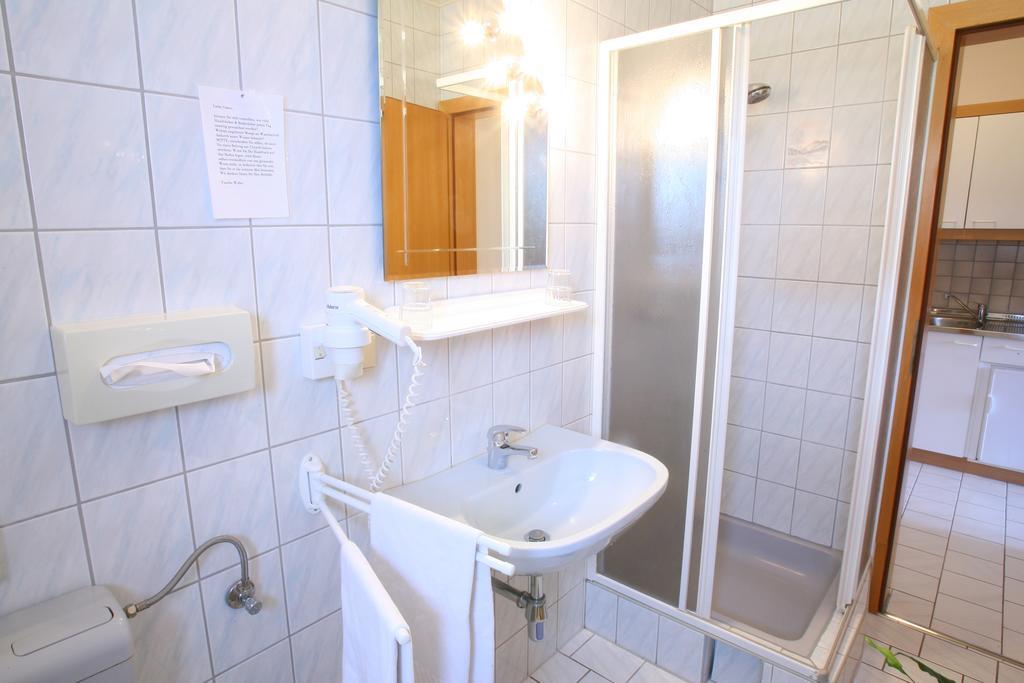 Pension Weber Jennersdorf Rum bild